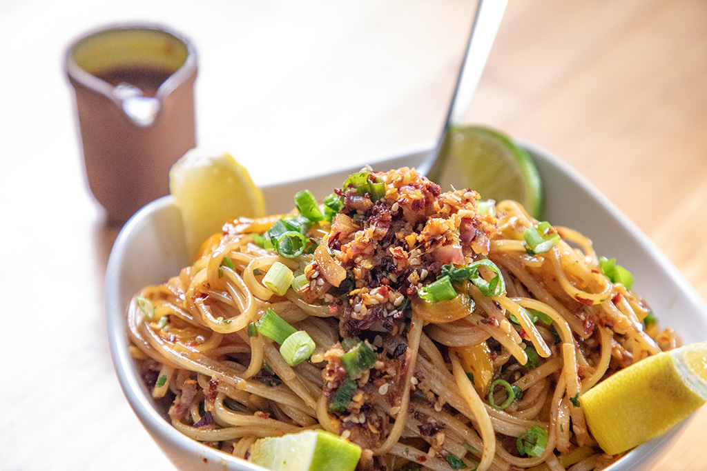 Crispy Sesame Garlic Chili Oil Noodles | SGC™ Foodservice